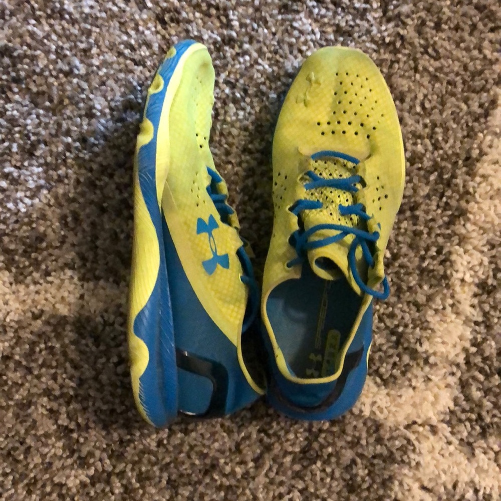 Under Armour running shoe speedform